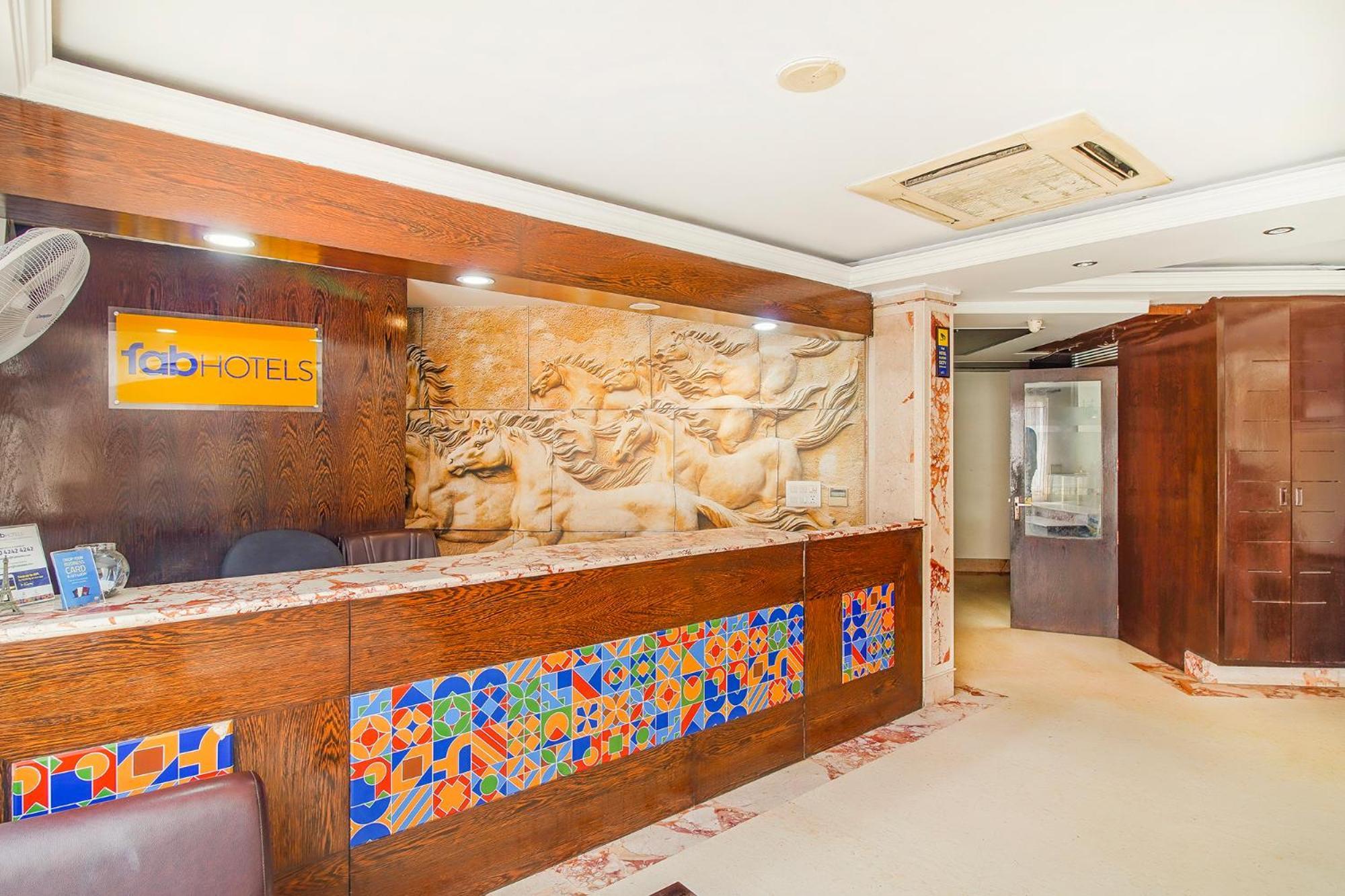 Fabhotel Marble Arch - Nr Karol Bagh Market دلهي المظهر الخارجي الصورة
