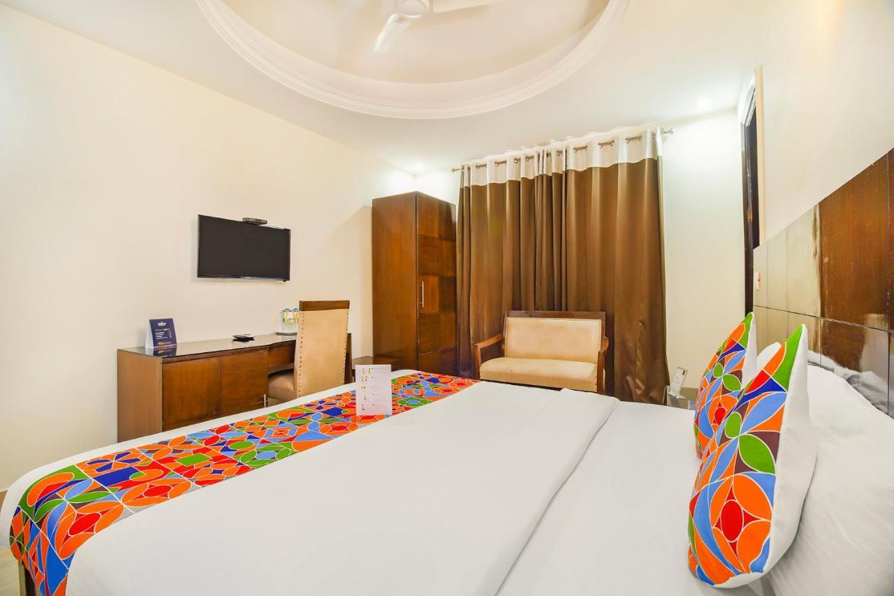 Fabhotel Marble Arch - Nr Karol Bagh Market دلهي المظهر الخارجي الصورة